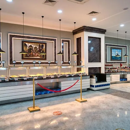 Oz Incekum אלאניה