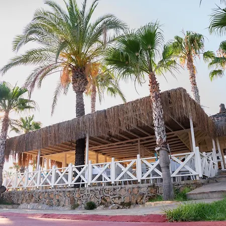 Oz Incekum אתר נופש אלאניה