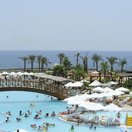 Oz Incekum אתר נופש