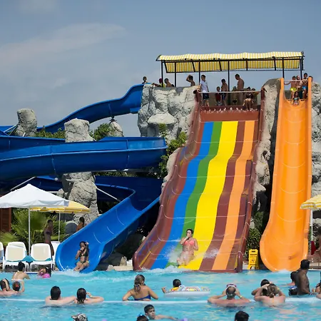 Oz Incekum אתר נופש 5*