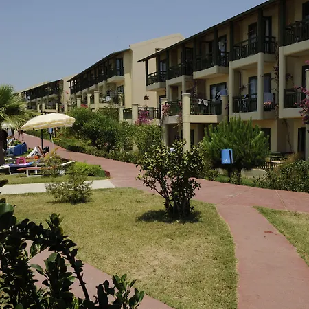 אתר נופש Oz Incekum 5*