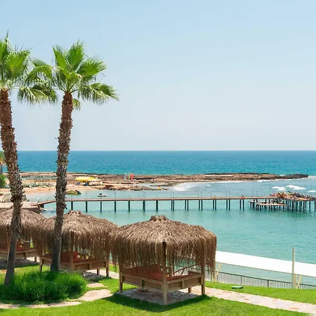 אתר נופש Oz Incekum 5*